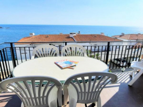 Apartamento familiar 2 habitaciones con terraza vista al mar y aparcamiento en Llançà - ES-170-11